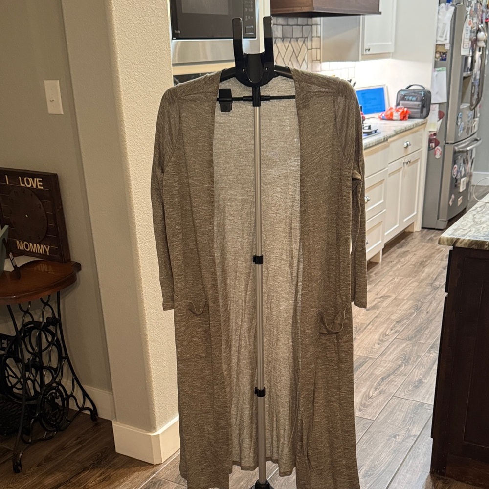 LuLaRoe Women's Cardigan in Gray